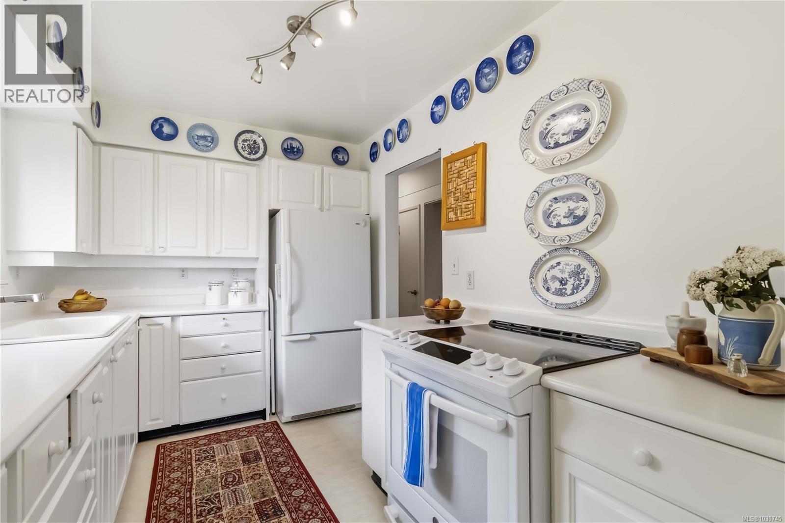 70 Kingham Pl - 12