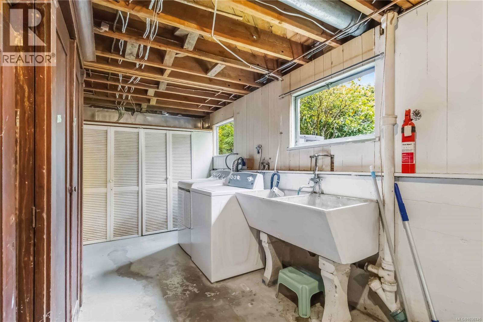 70 Kingham Pl - 35