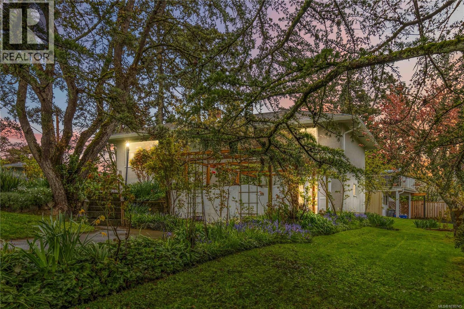 70 Kingham Pl - 42
