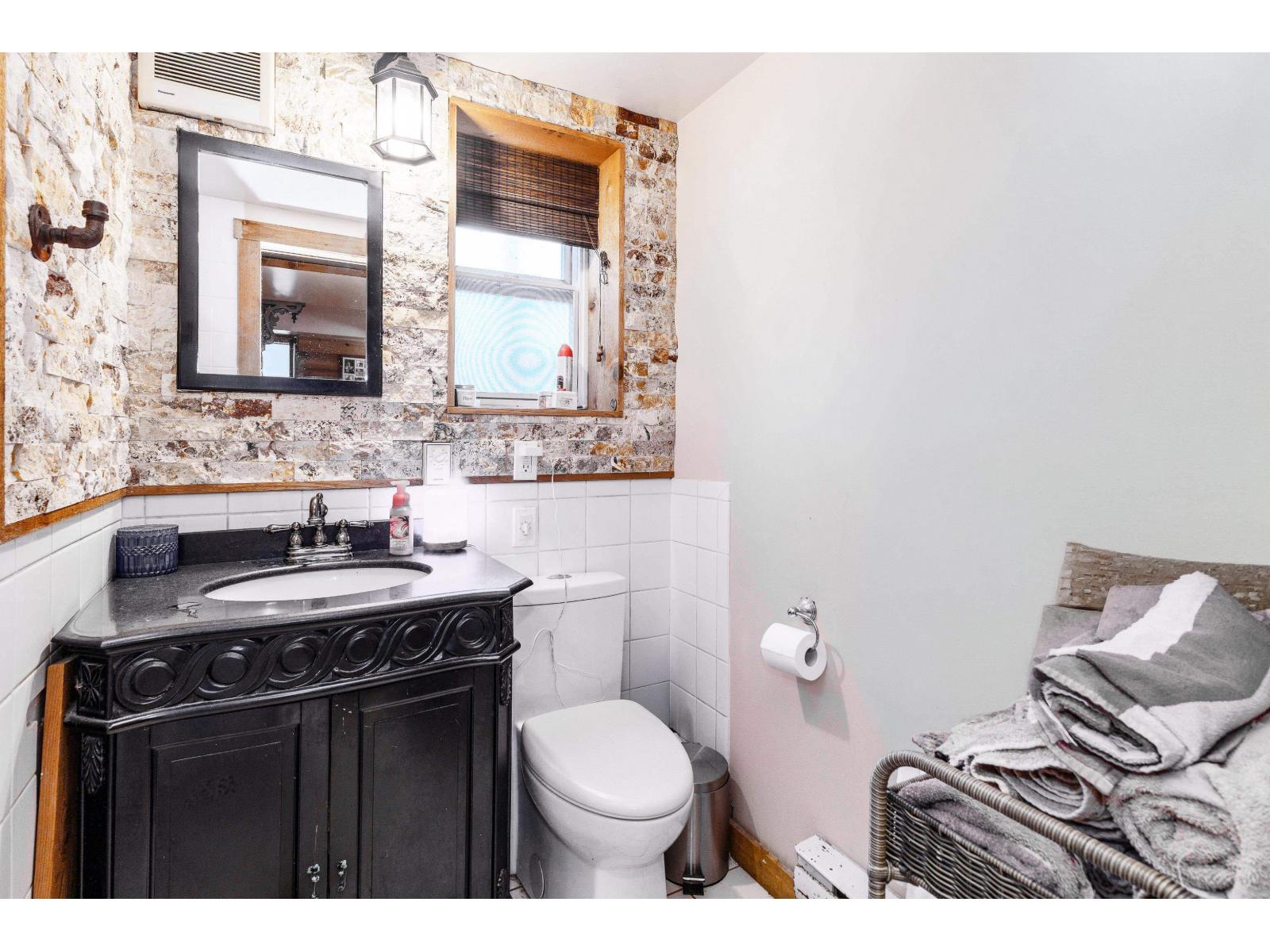 7655 WOODCOCK CRESCENT — photo 25