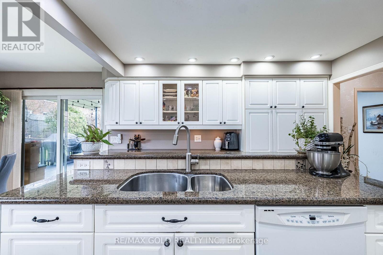 9 PRINCETON TERRACE - 20