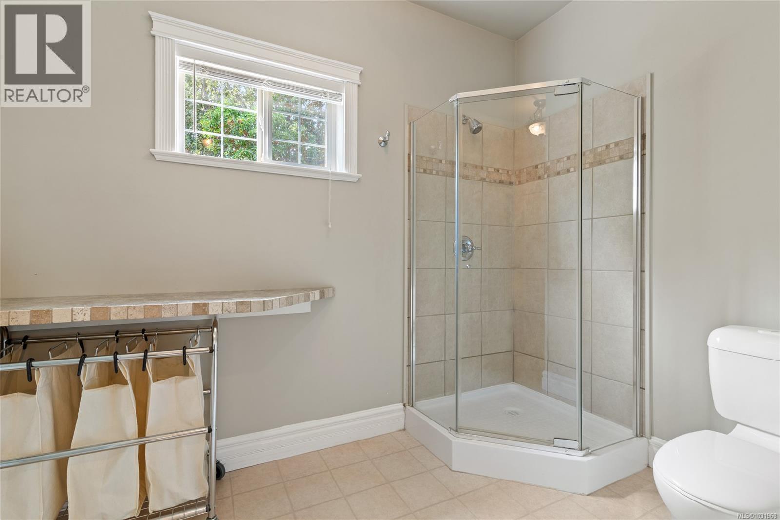 3361 Hatley Dr — photo 33