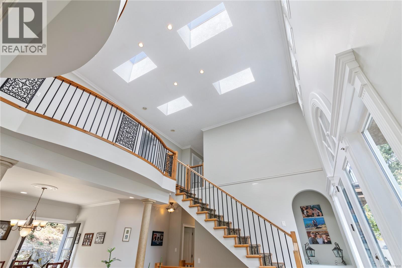 3361 Hatley Dr — photo 10