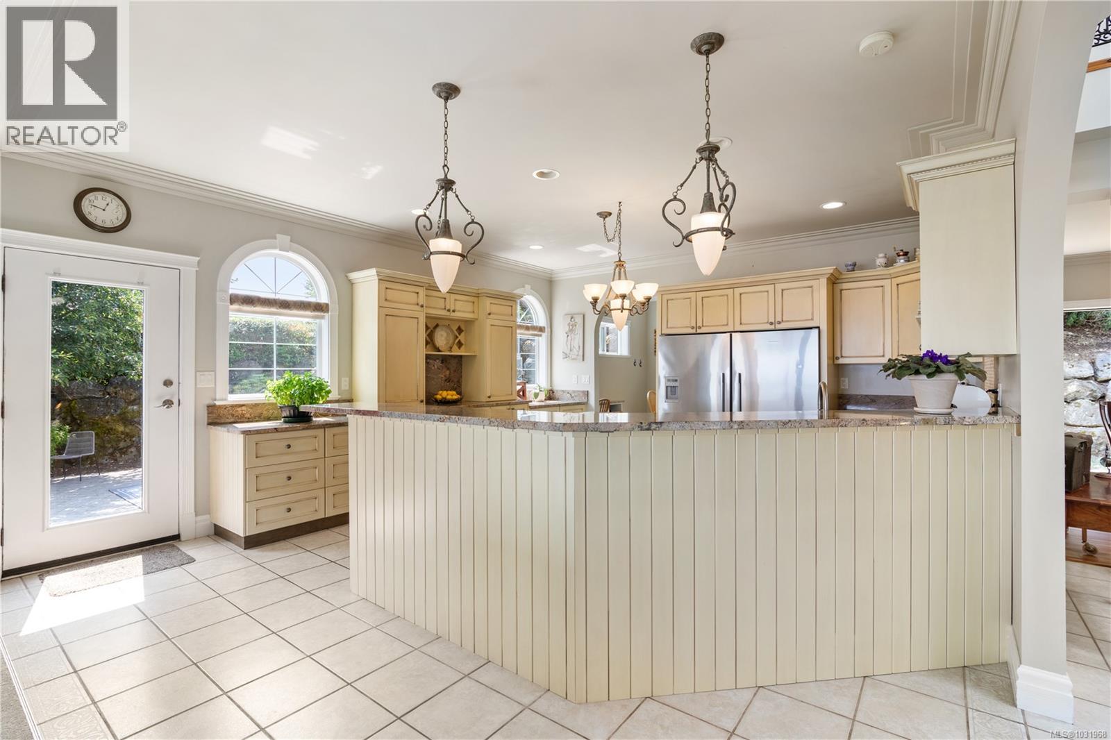 3361 Hatley Dr — photo 16