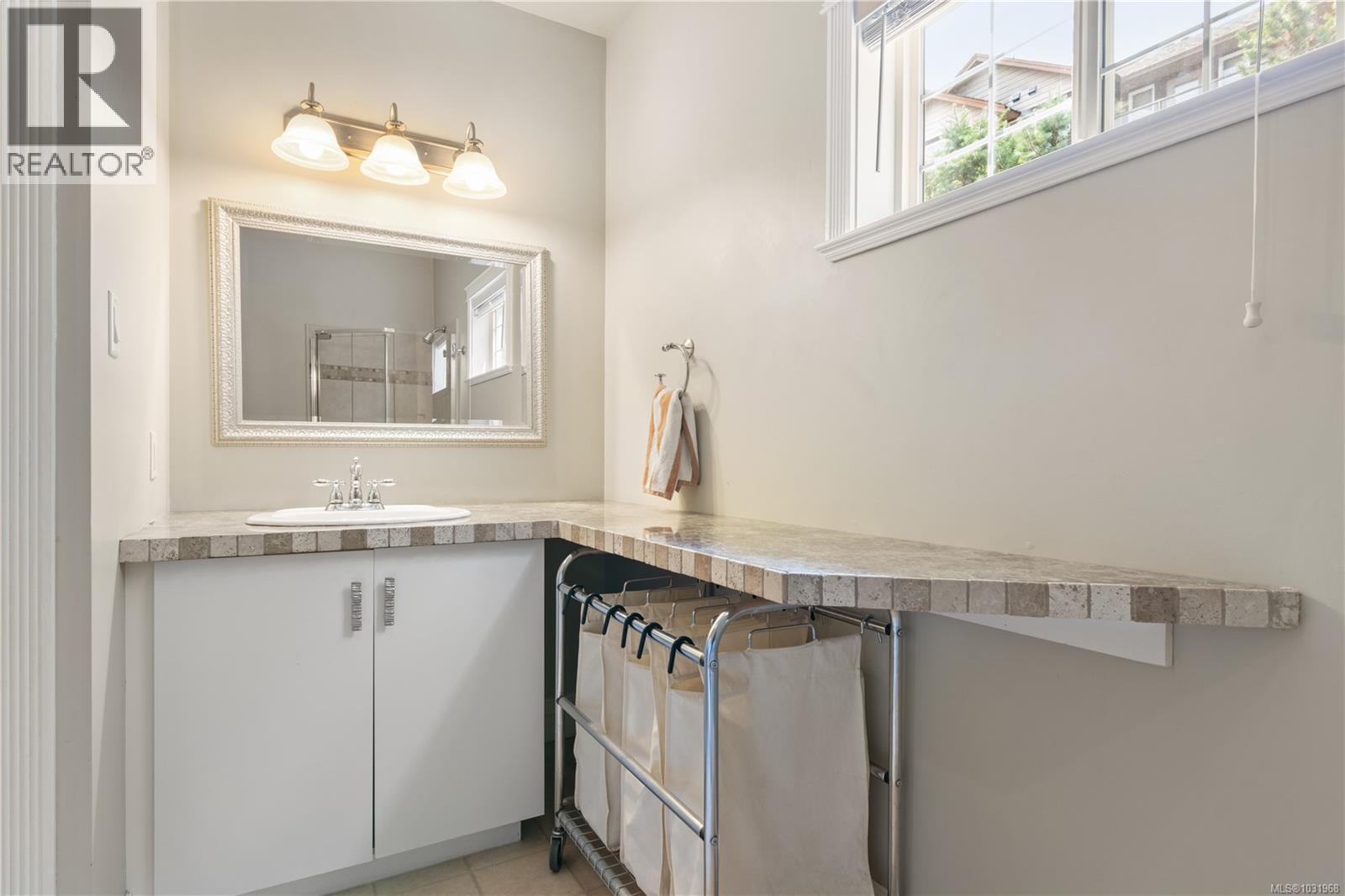 3361 Hatley Dr — photo 34