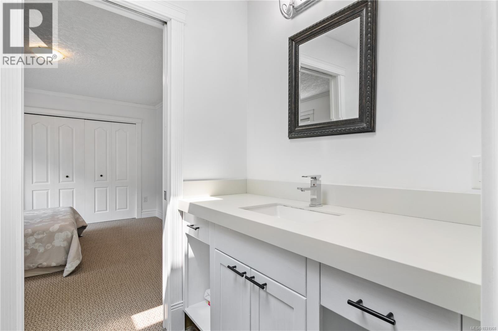 3361 Hatley Dr — photo 50