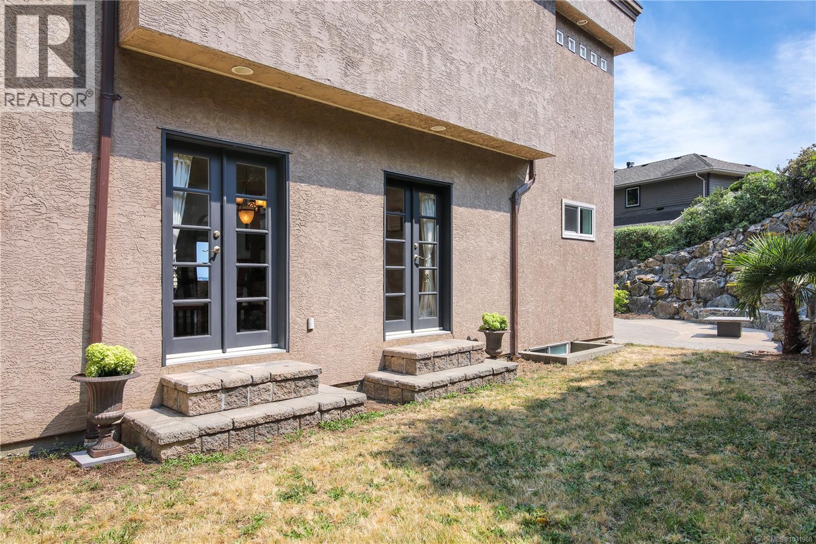 3361 Hatley Dr — photo 67
