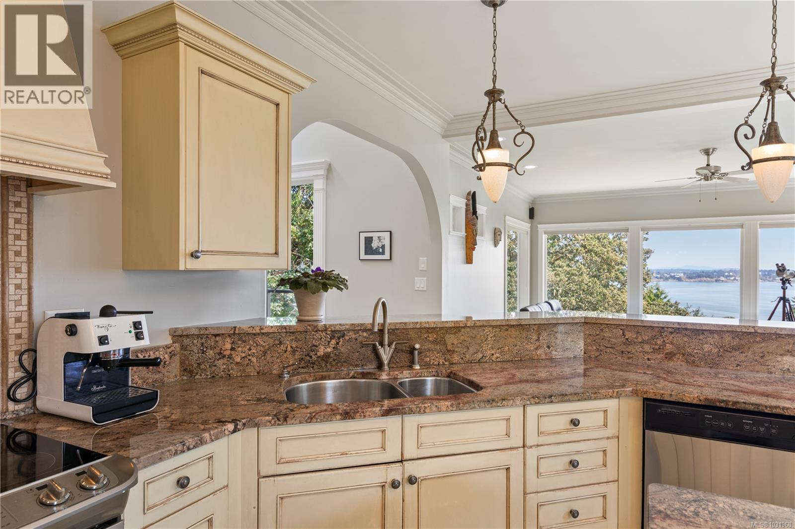 3361 Hatley Dr — photo 20
