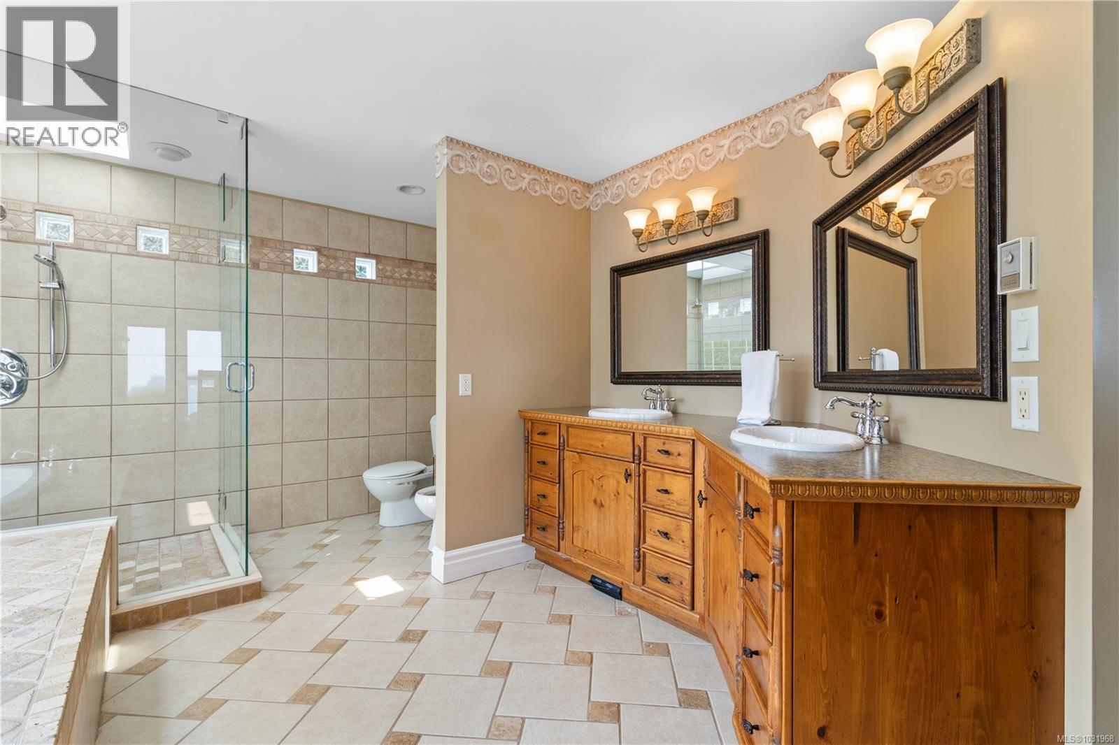 3361 Hatley Dr — photo 44