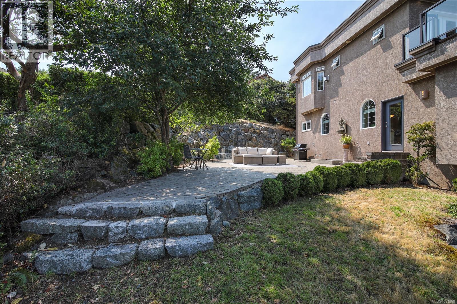 3361 Hatley Dr — photo 73