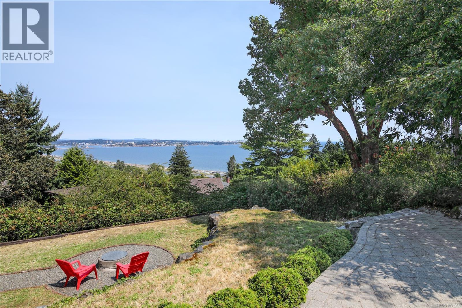 3361 Hatley Dr — photo 72