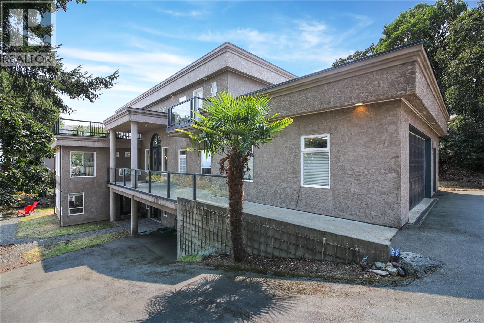 3361 Hatley Dr — photo 95