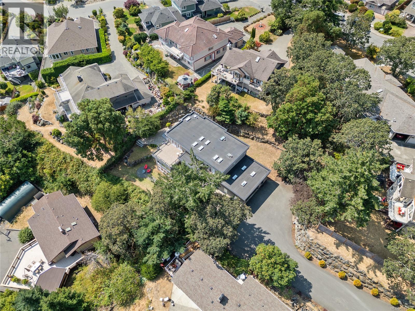 3361 Hatley Dr — photo 87