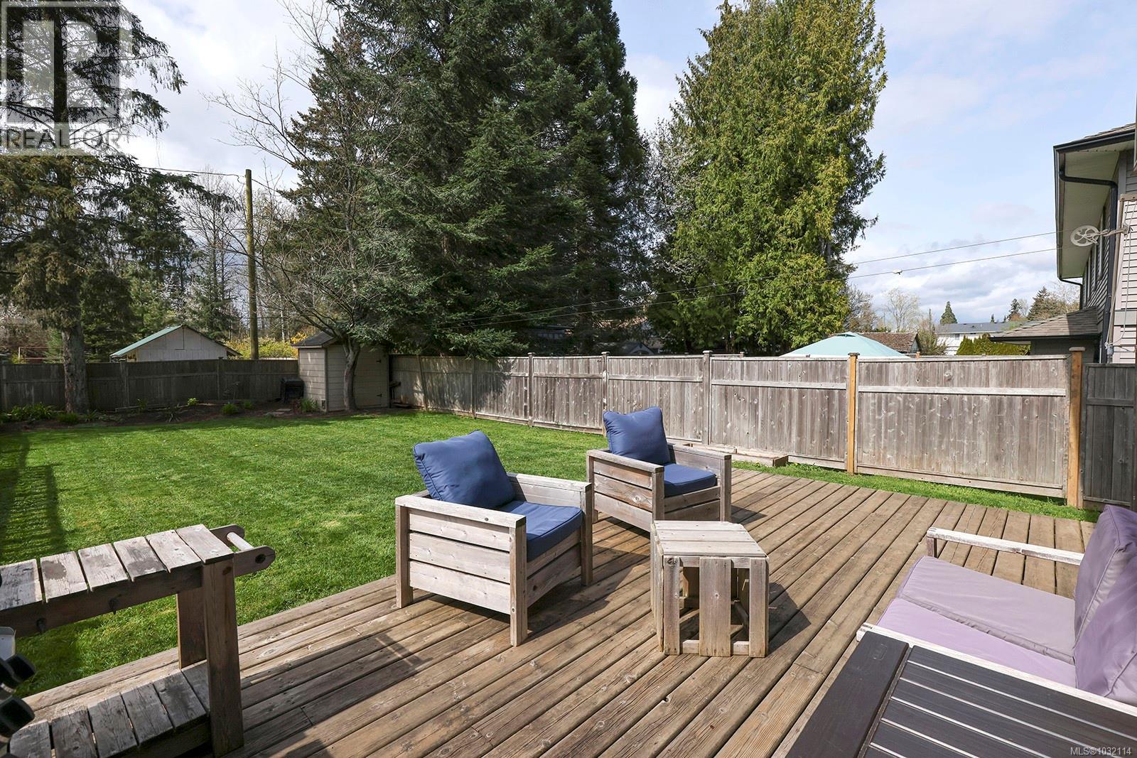 1555B Willemar Ave - 27