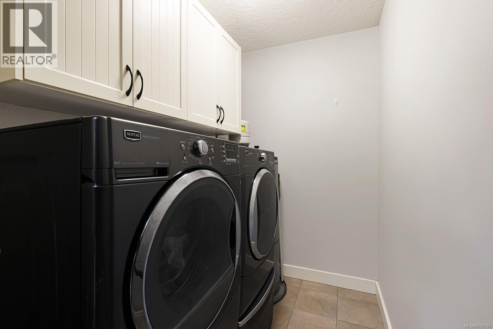 1555B Willemar Ave - 24