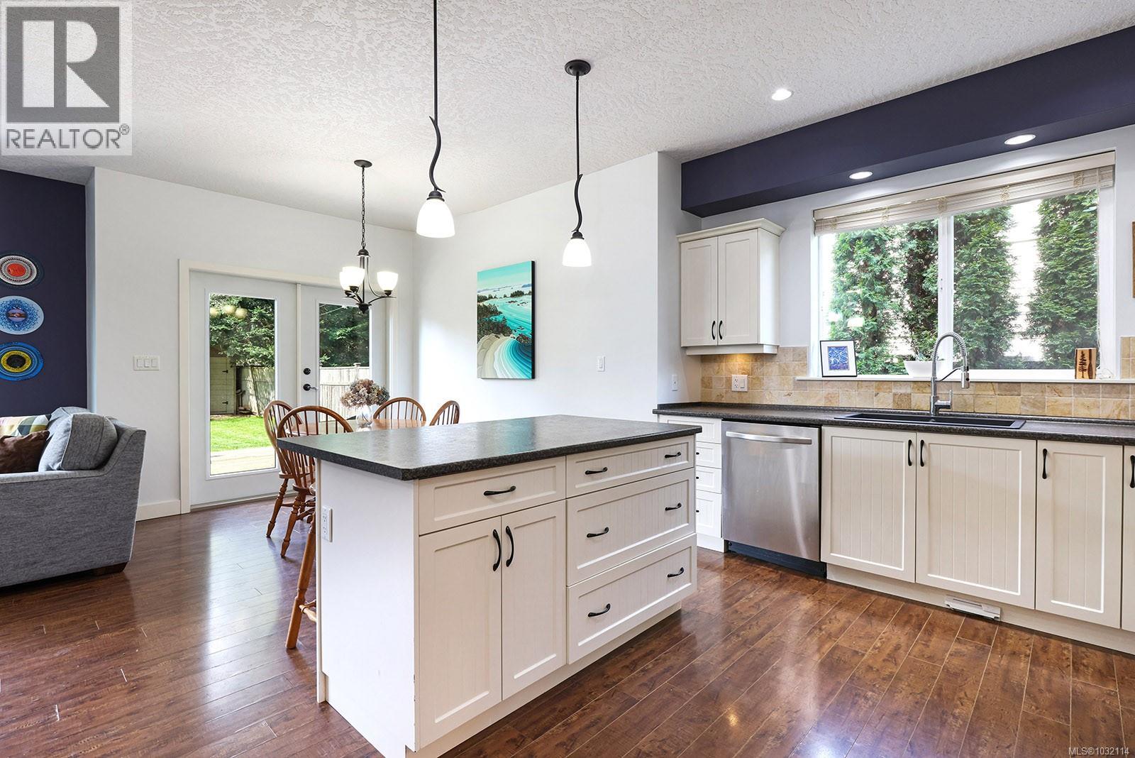 1555B Willemar Ave - 8