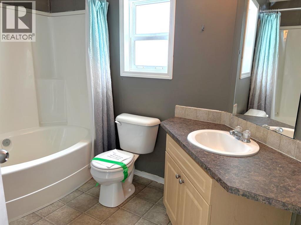 109 Elm Street, Fort McMurray