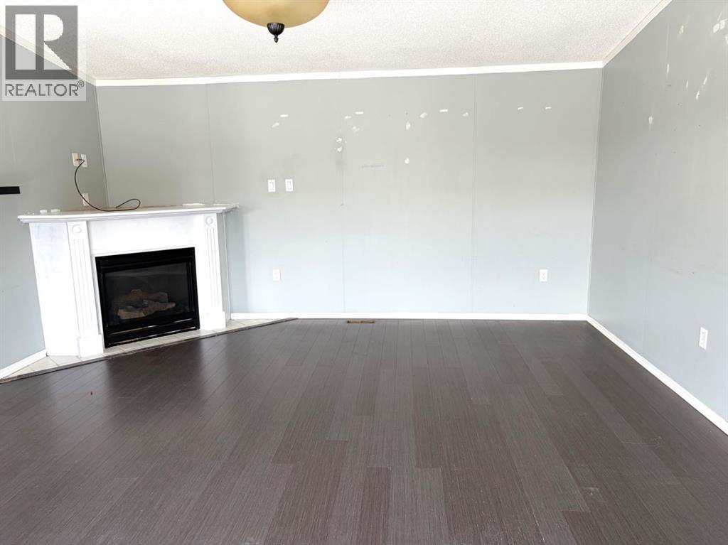 109 Elm Street, Fort McMurray