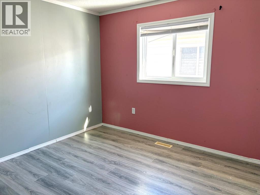 109 Elm Street, Fort McMurray