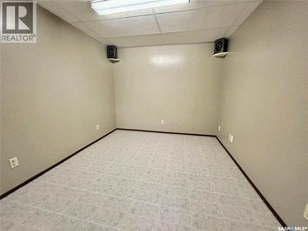 116 6th STREET E - 30