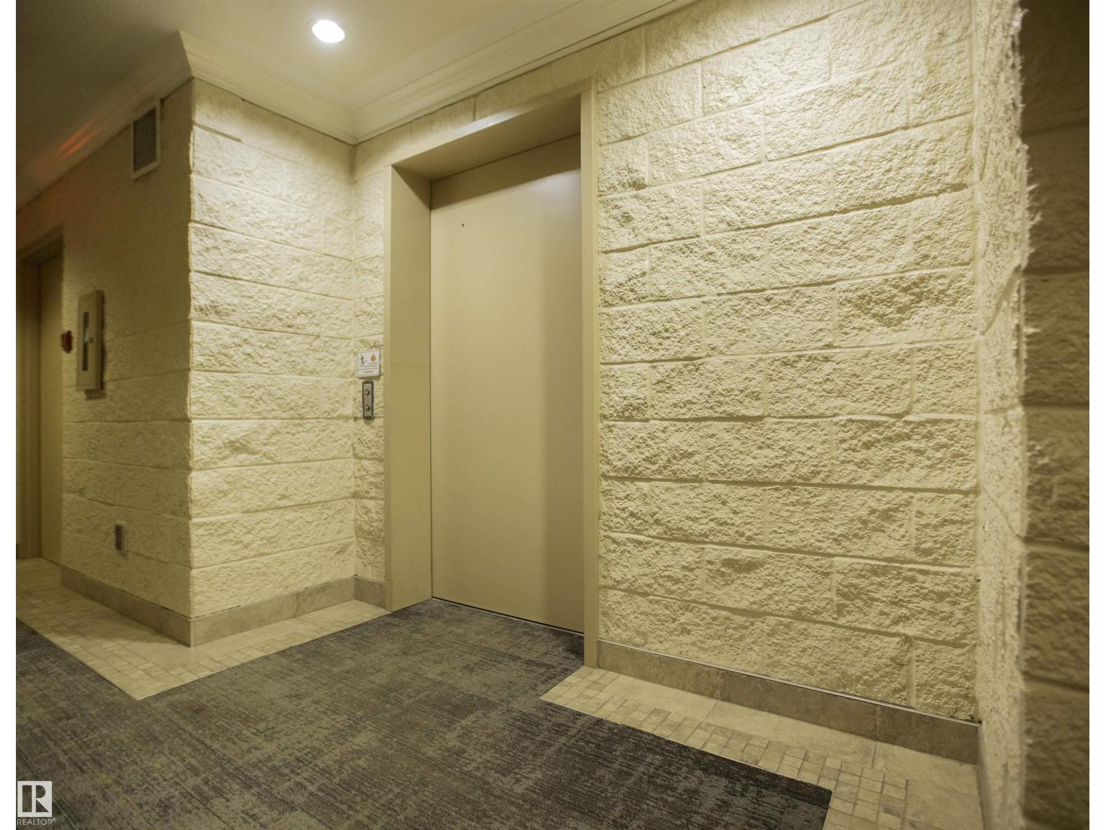 #202 8631 108 ST NW, Edmonton