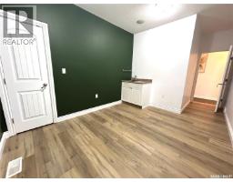 213 & 215 Centre Street, Nipawin, SK S0E1E0 Photo 11