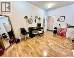 213 & 215 Centre Street, Nipawin, SK S0E1E0 Photo 15