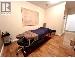 213 & 215 Centre Street, Nipawin, SK S0E1E0 Photo 16
