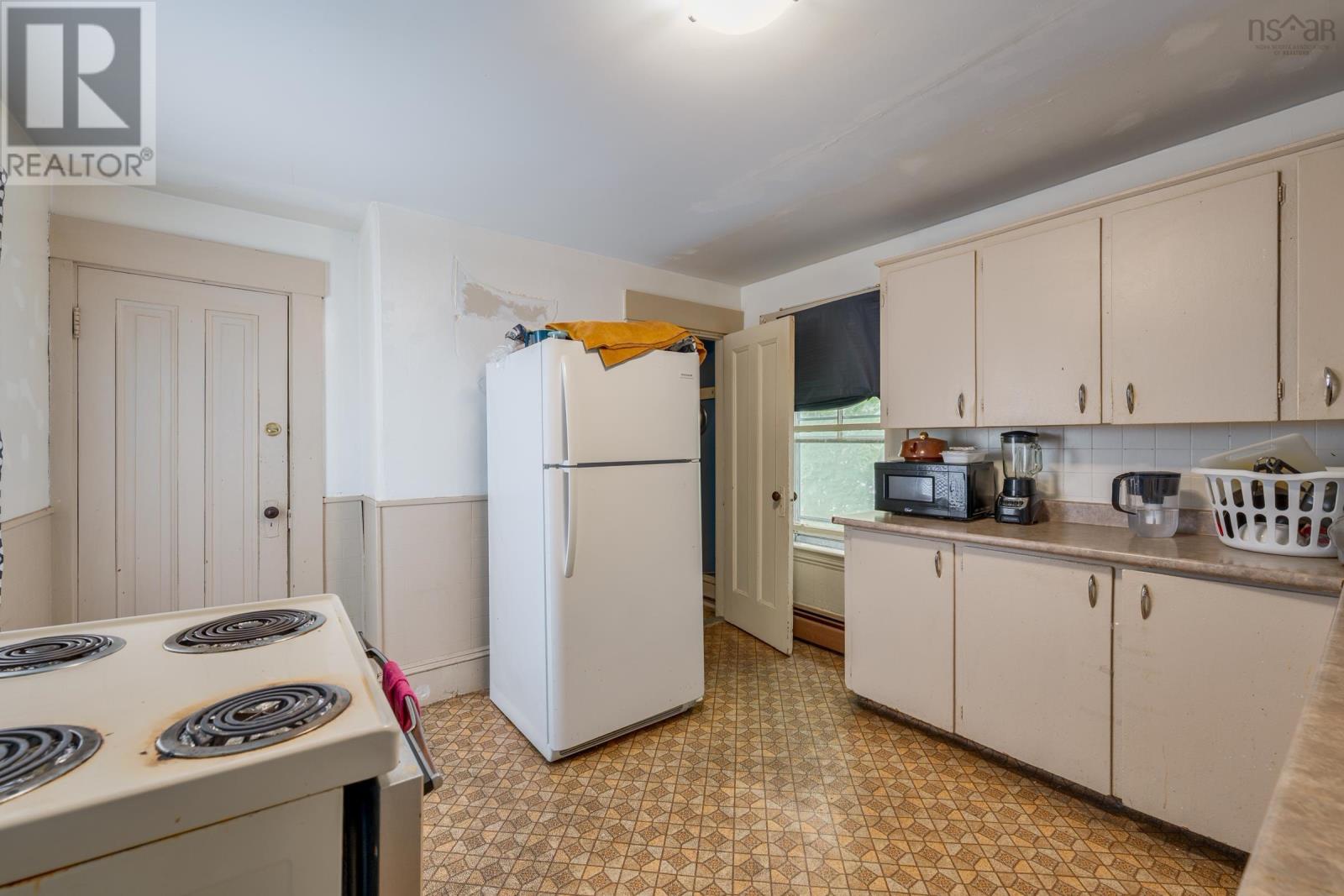 Property 21 of 31 of 182/184 Queen Street