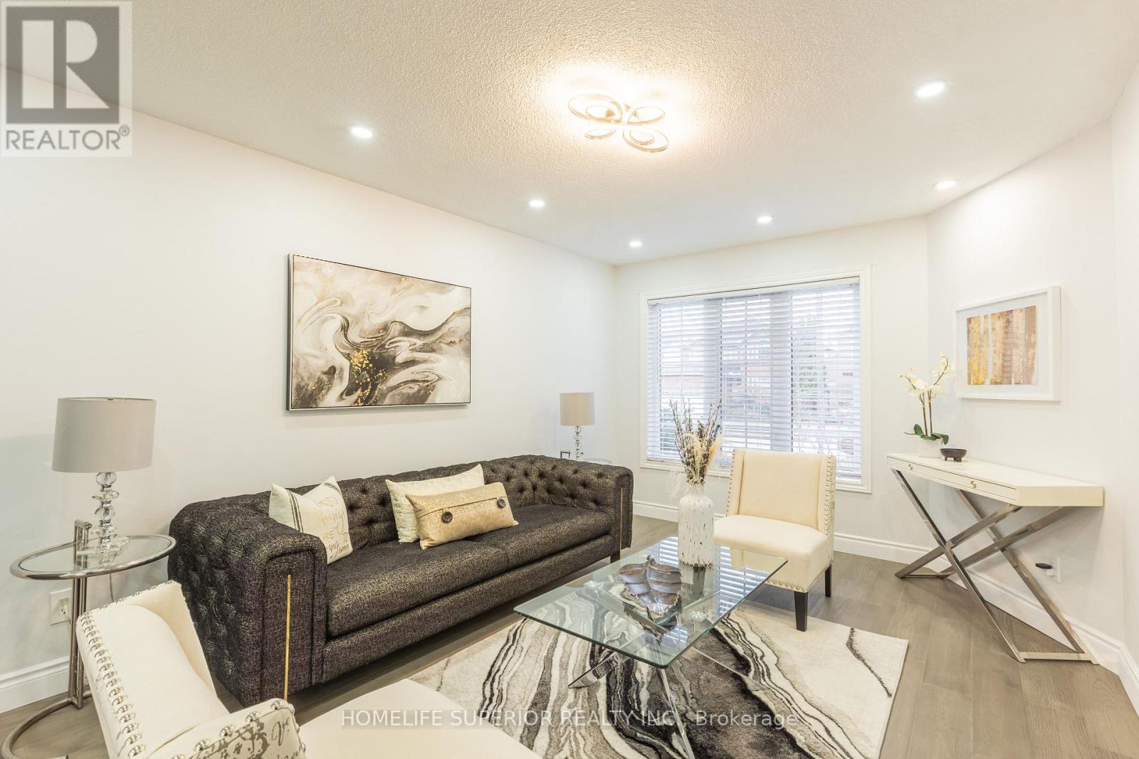 95 CLUNE PLACE - 4