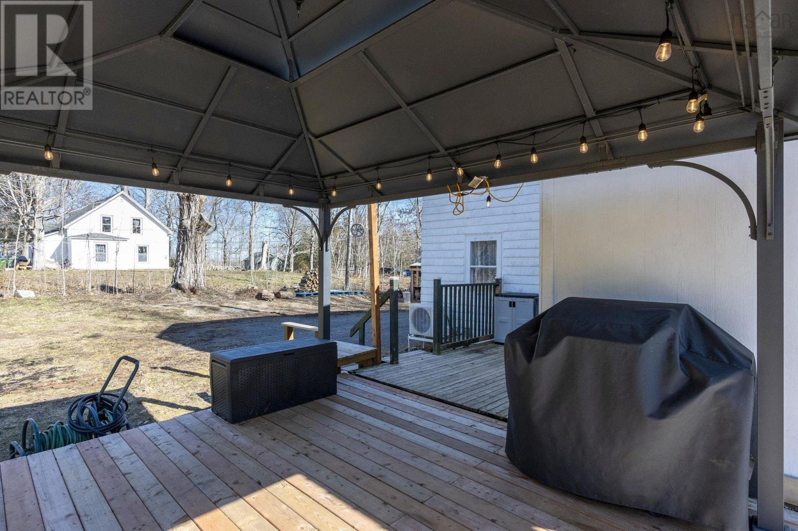 Property 39 of 46 of 35 Pleasant Street