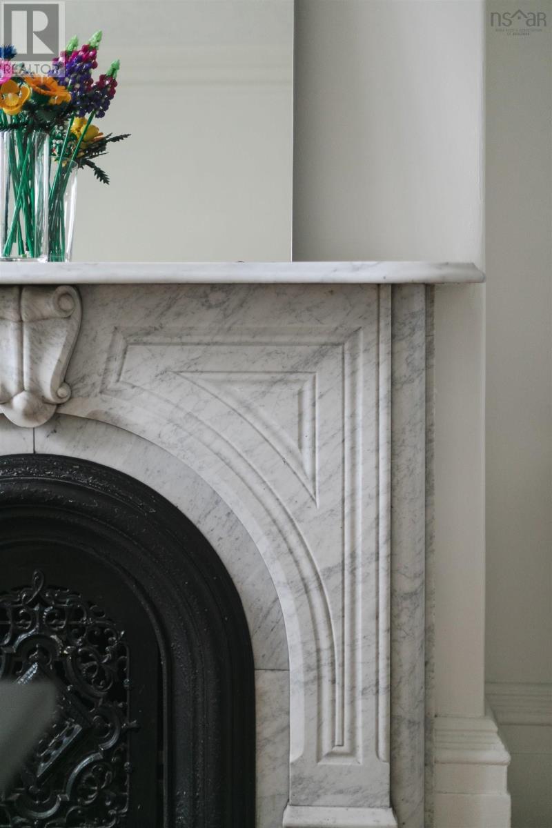 Property 28 of 49 of 1154 - 1156 Queen Street