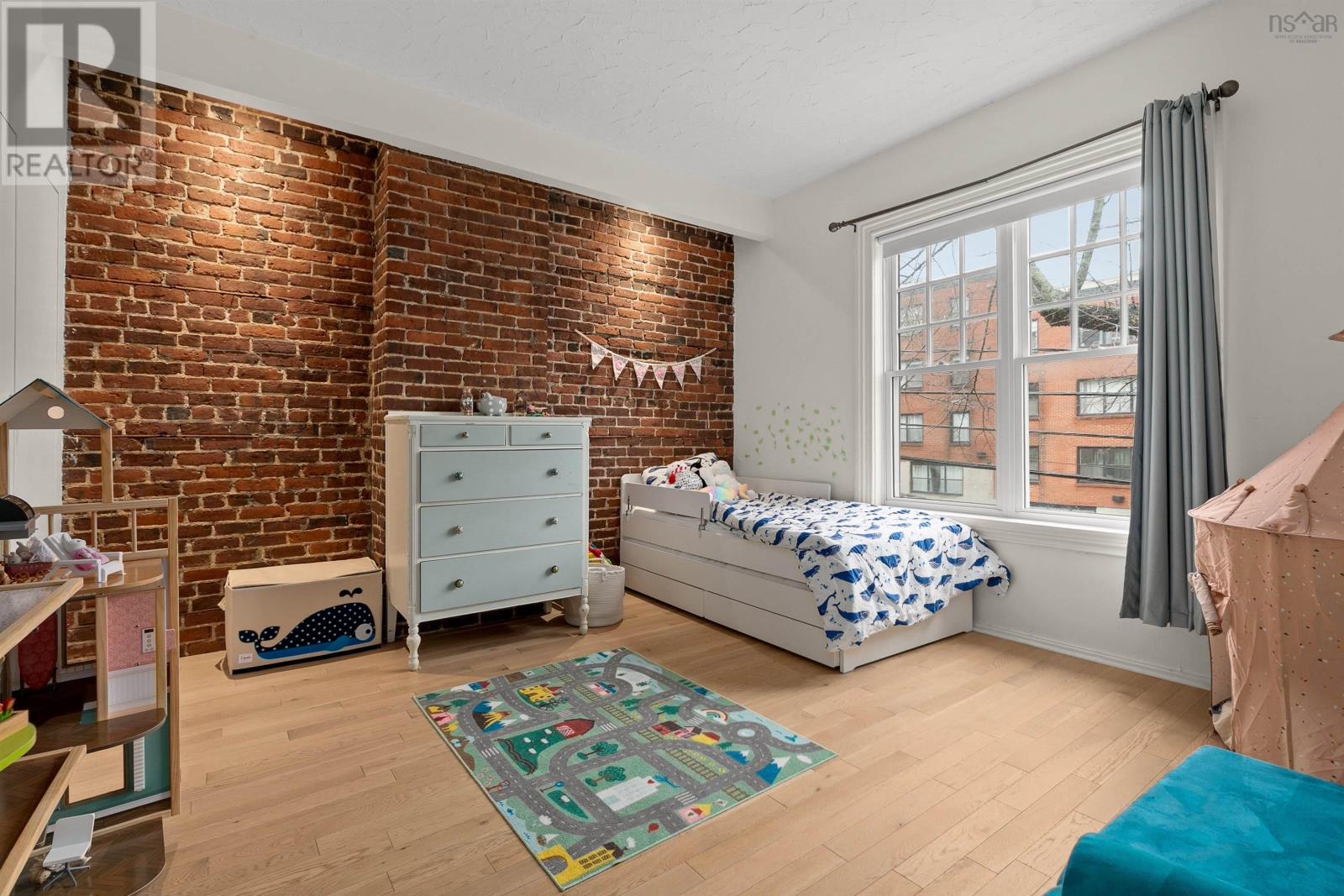 Property 20 of 49 of 1154 - 1156 Queen Street