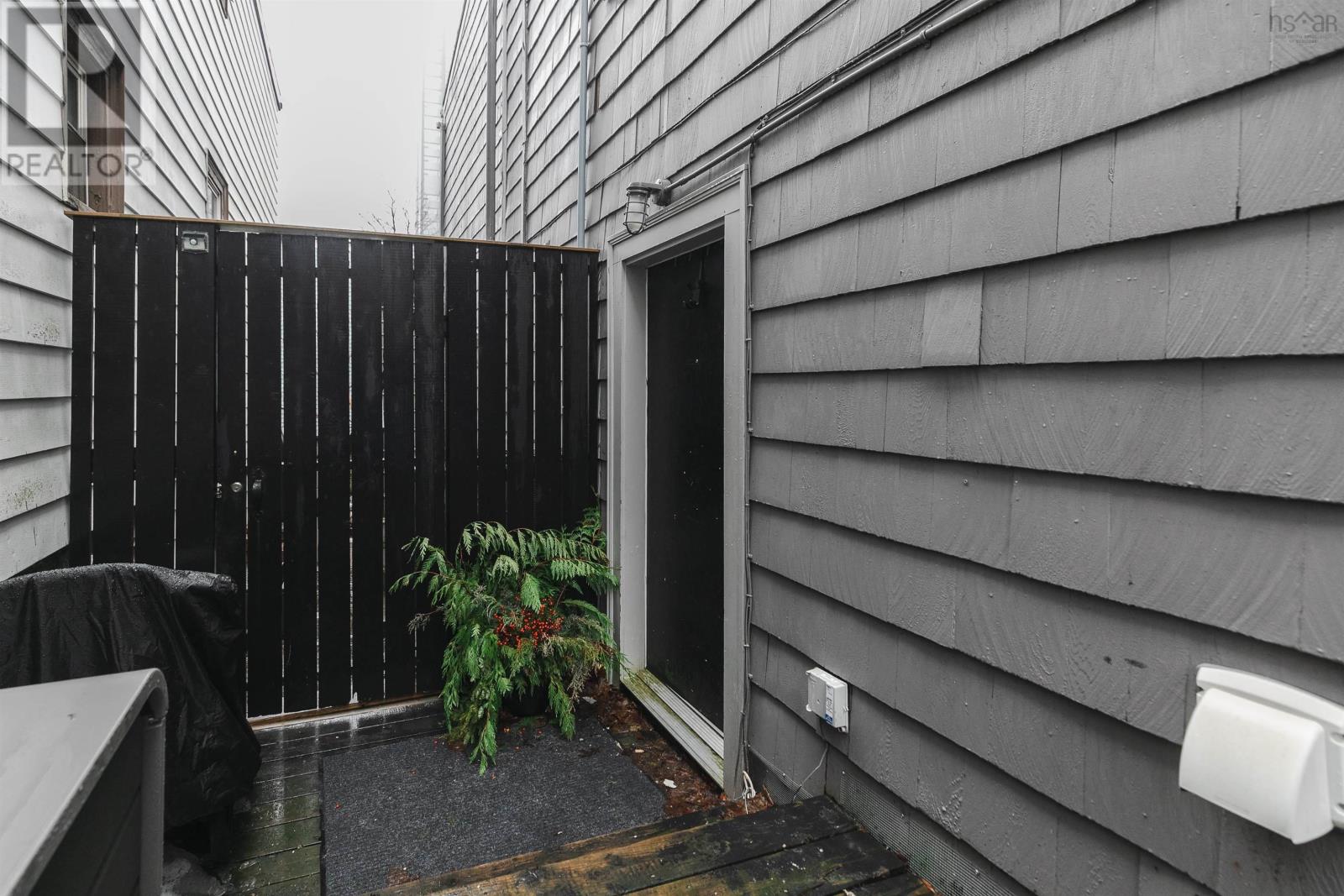 Property 38 of 49 of 1154 - 1156 Queen Street