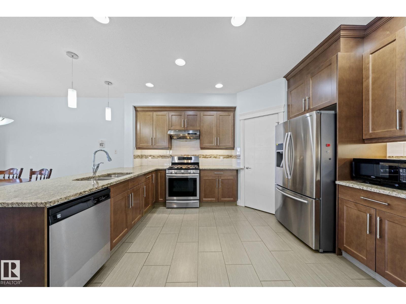 12913 124 ST NW - 9