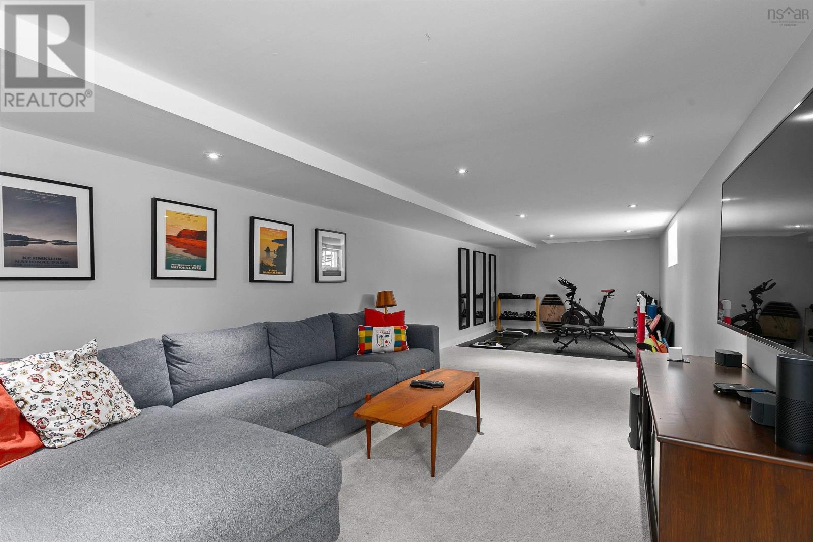 Property 34 of 49 of 1777 Cambridge Street