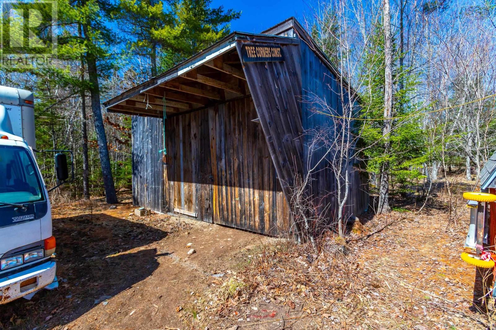 139 RUGGLES ROAD - 40