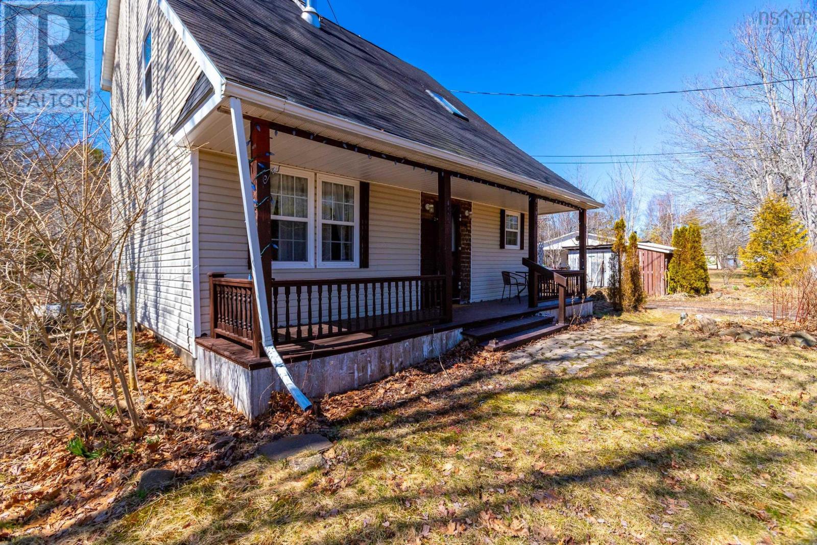 Property 4 of 46 of 139 Ruggles Road