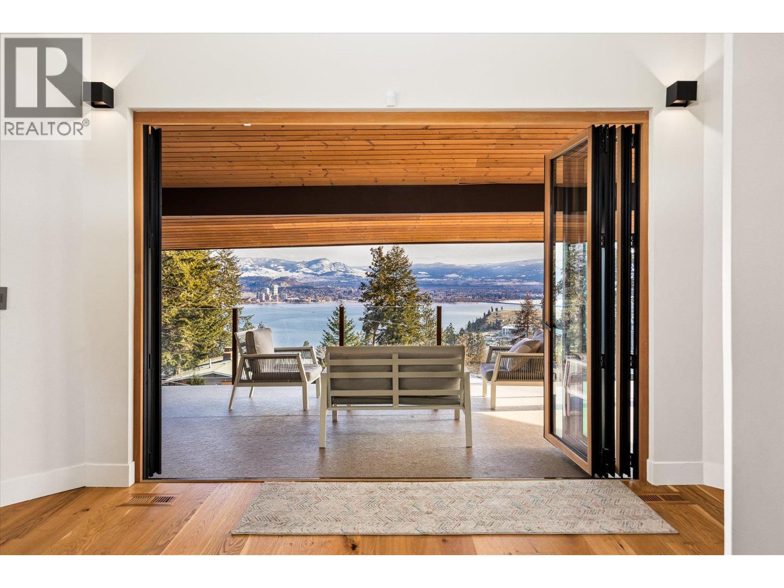  1446 Scott Crescent, West Kelowna