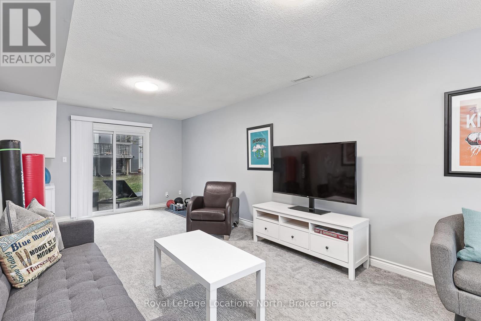 51 LIGHTHOUSE LANE W - 9