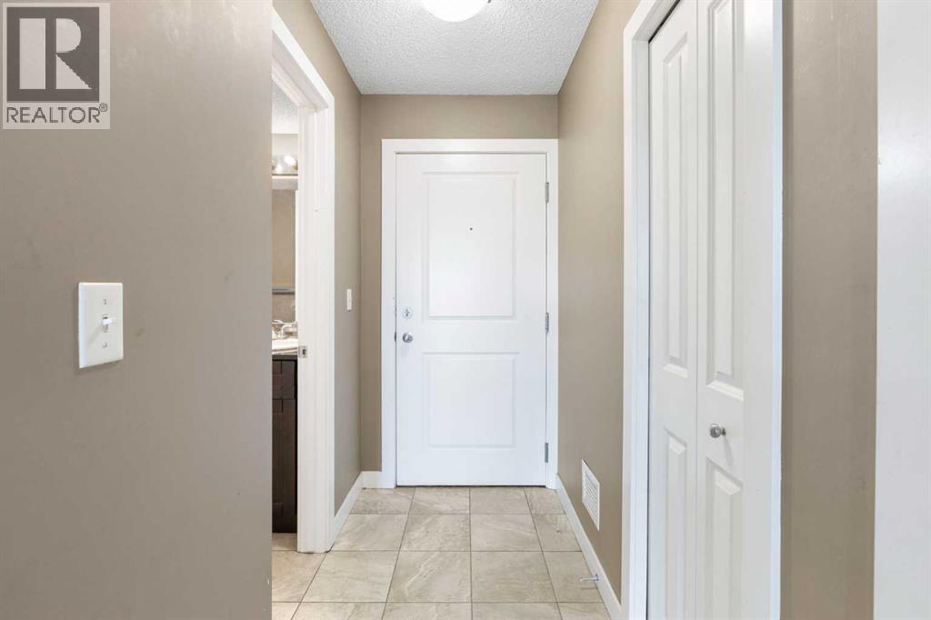#312 5 SADDLESTONE WAY NE - 7