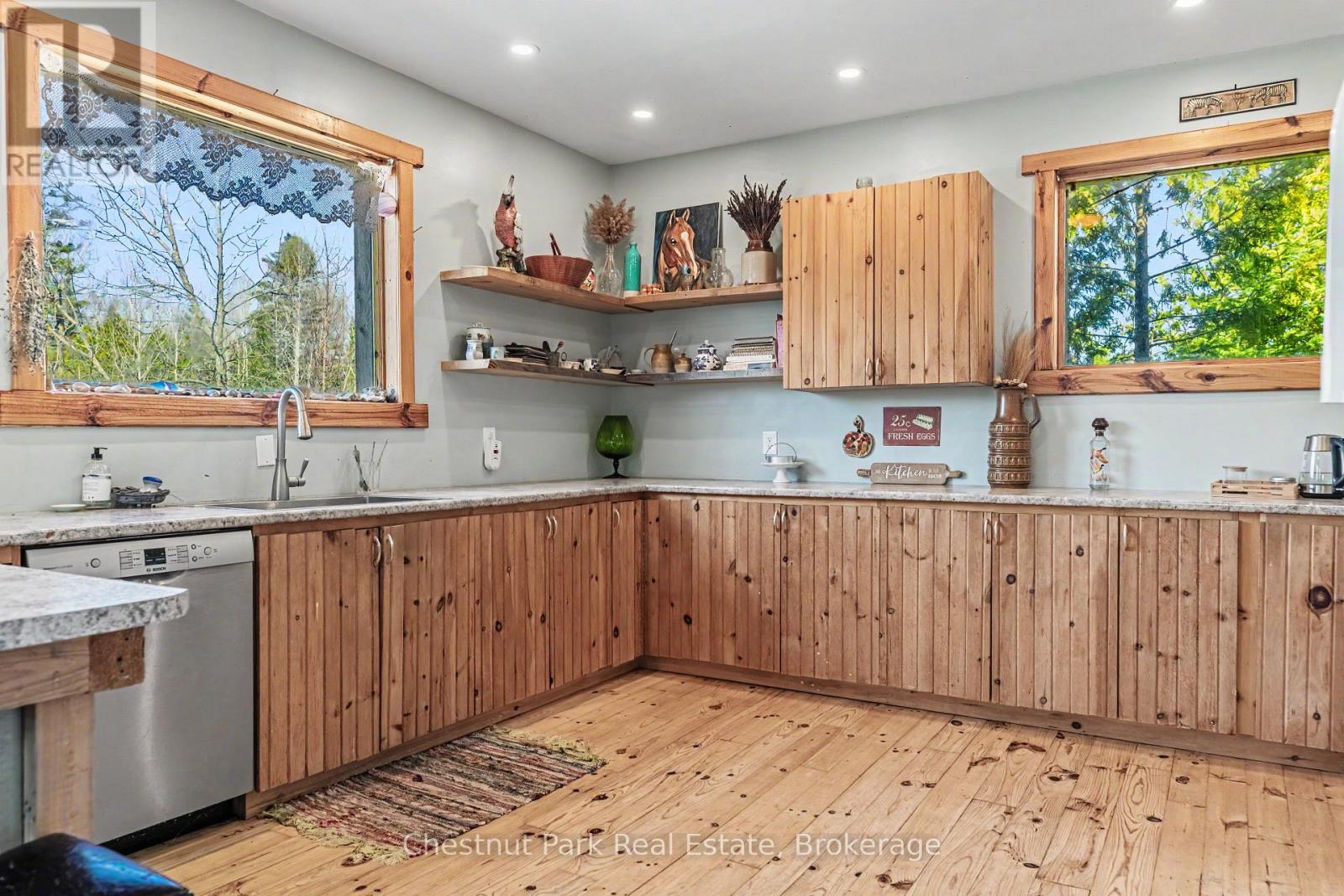 1137 SUNSET DRIVE - 24