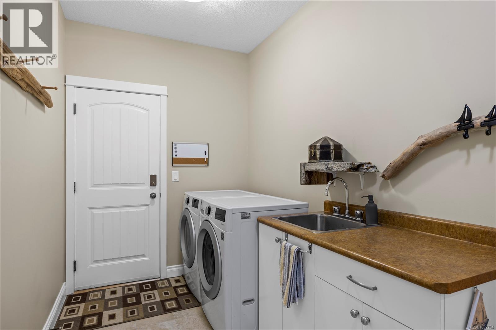 #8 5300 Gainsberg Rd - 21
