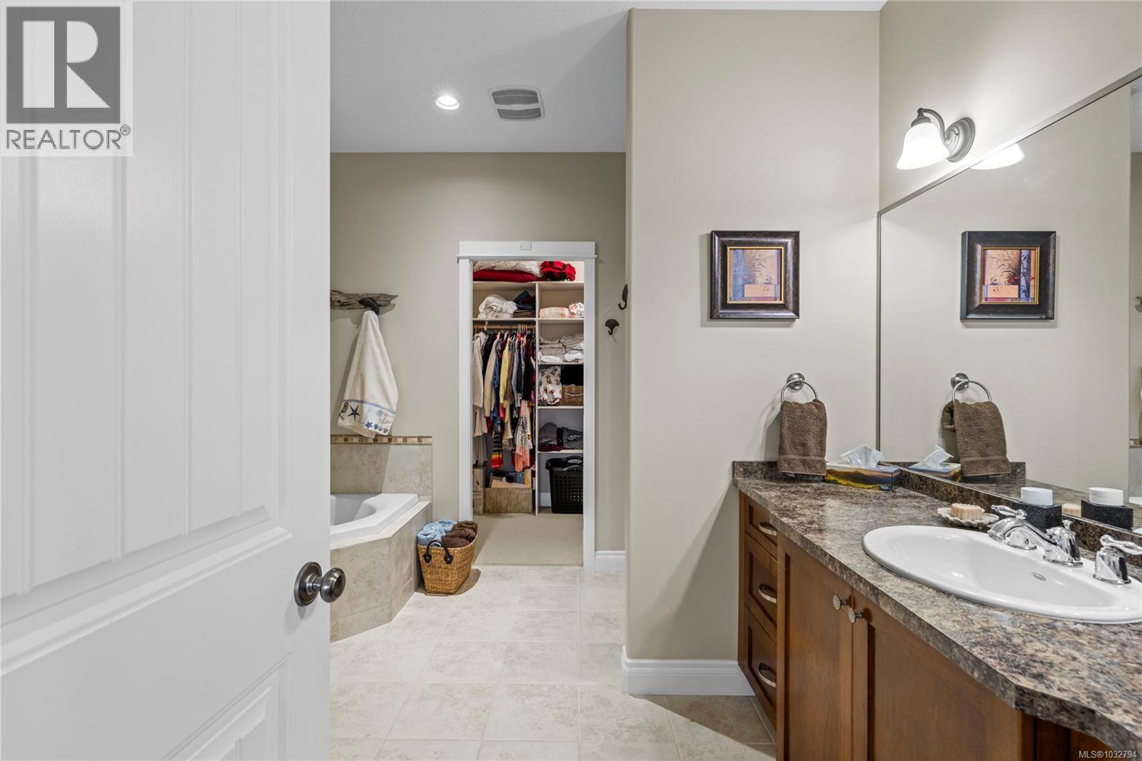 #8 5300 Gainsberg Rd - 24