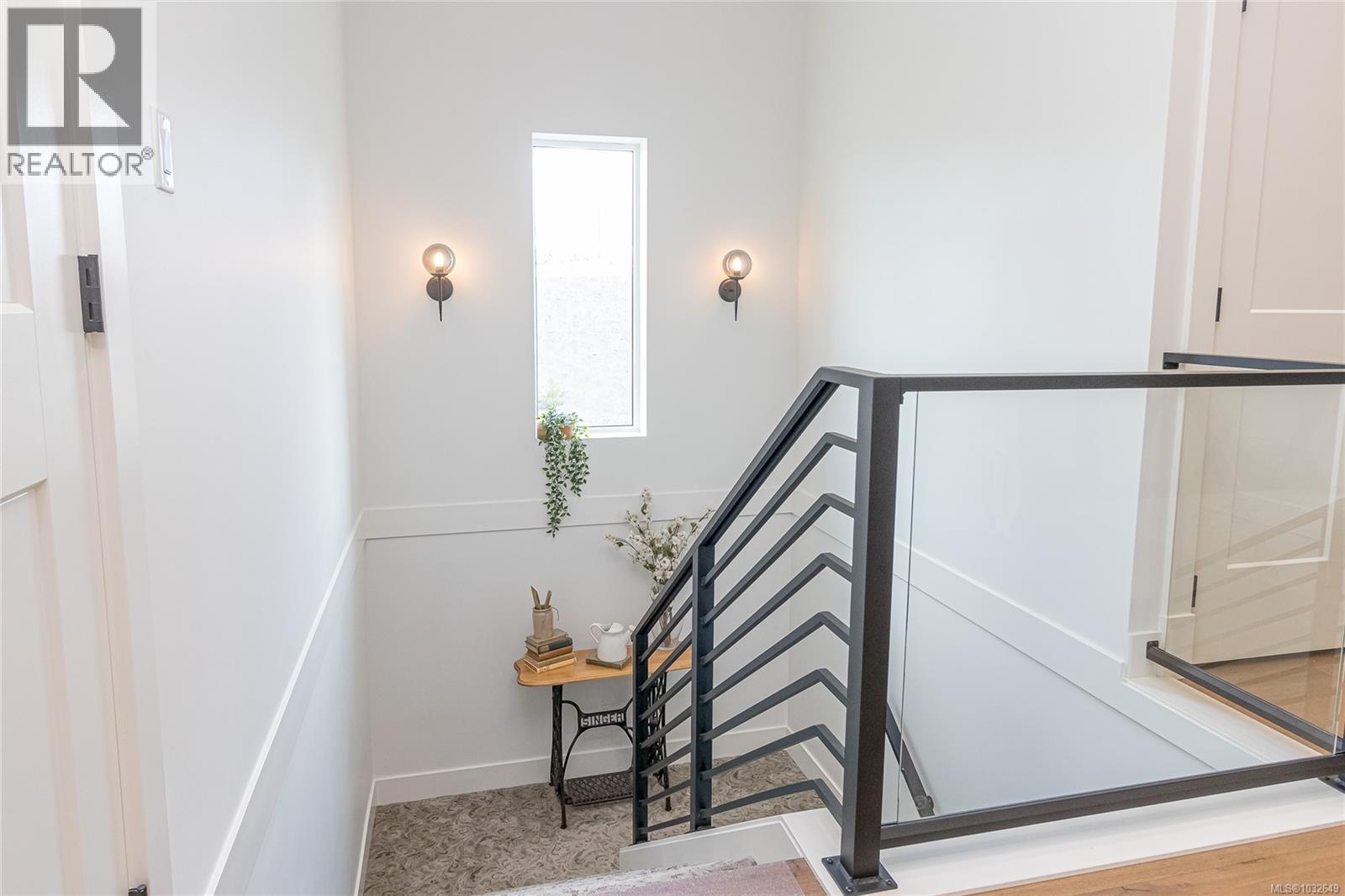 3155 WOODRUSH DR - 34