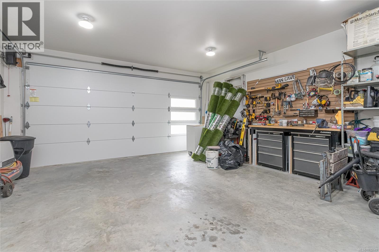 3155 WOODRUSH DR - 52