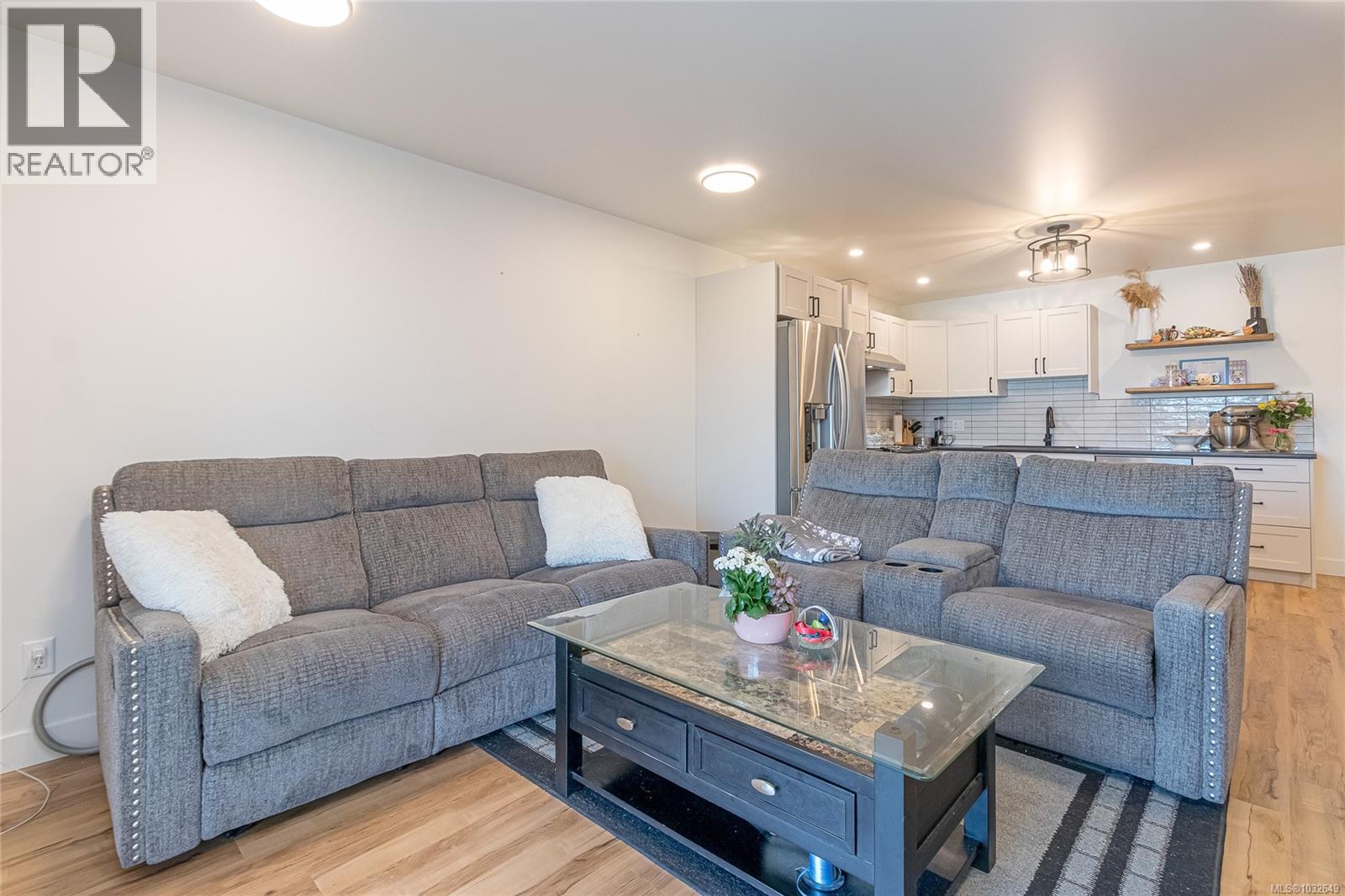 3155 WOODRUSH DR - 67