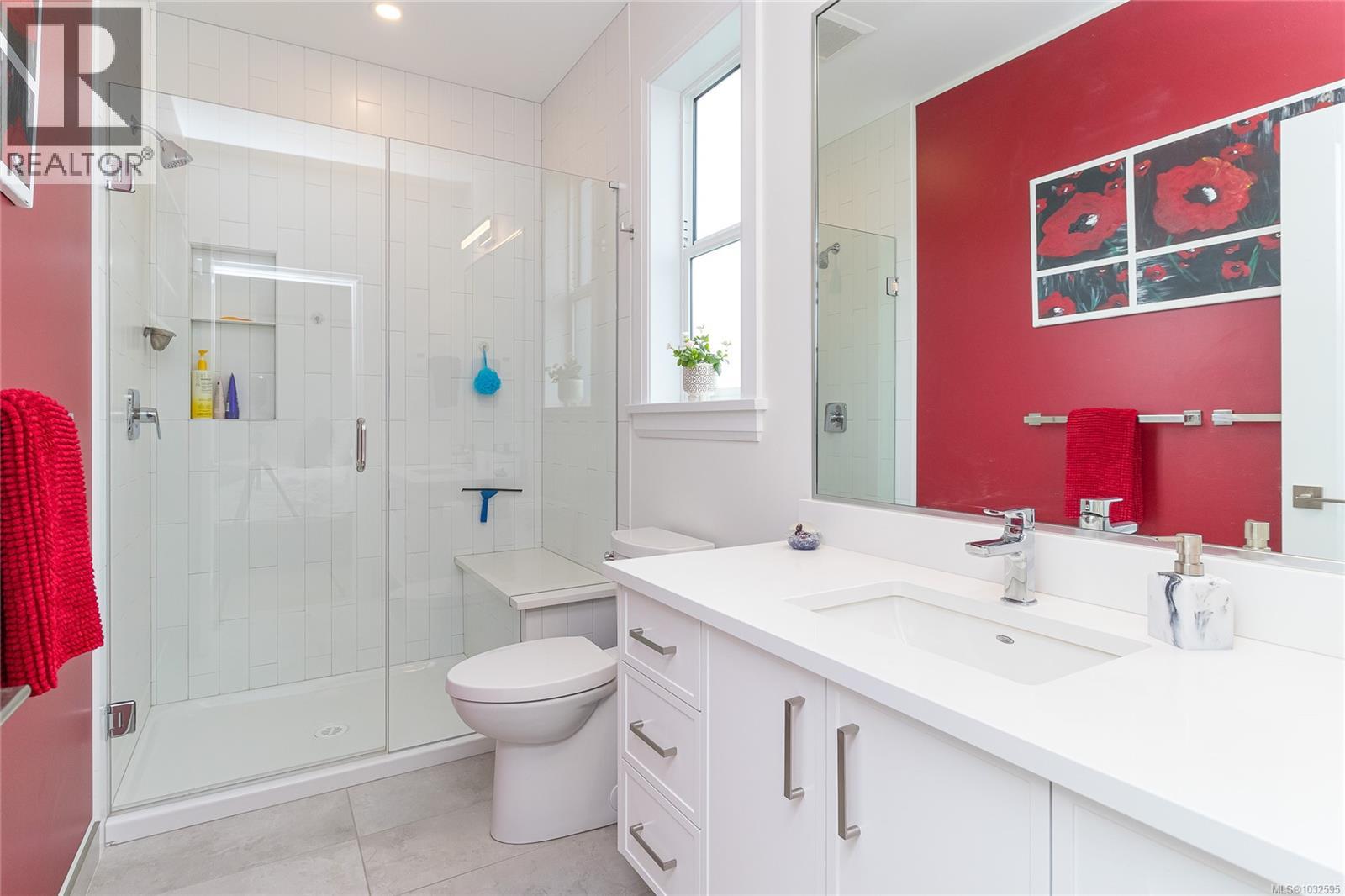 #143 1234 VIEWTOP RD - 23