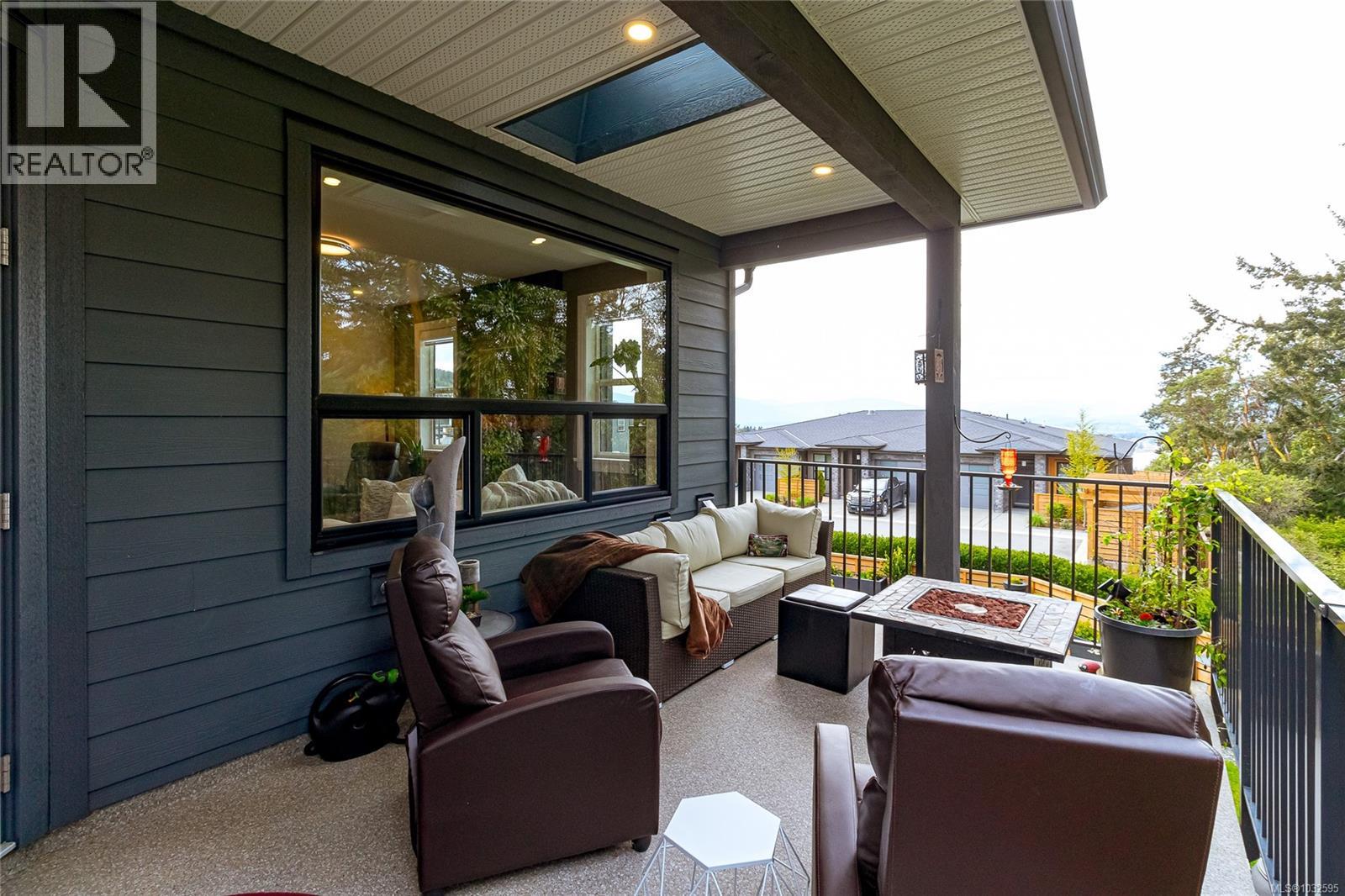 #143 1234 VIEWTOP RD - 31