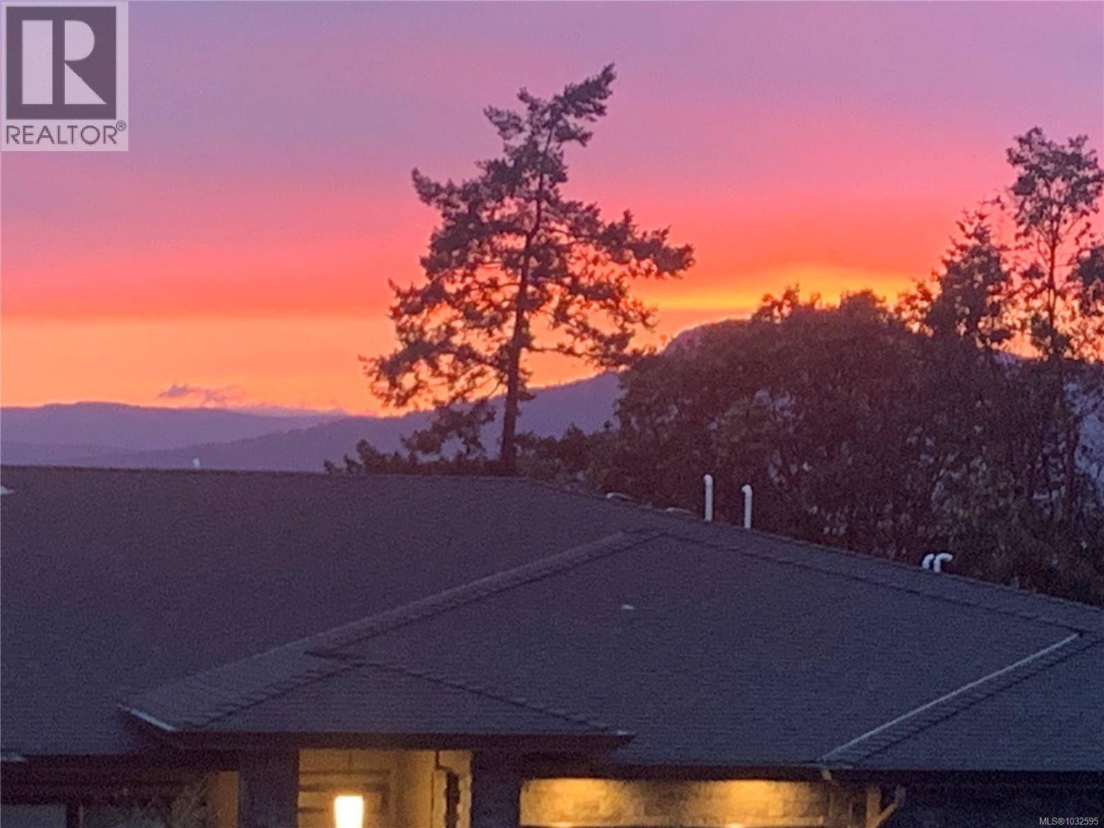 #143 1234 VIEWTOP RD - 4